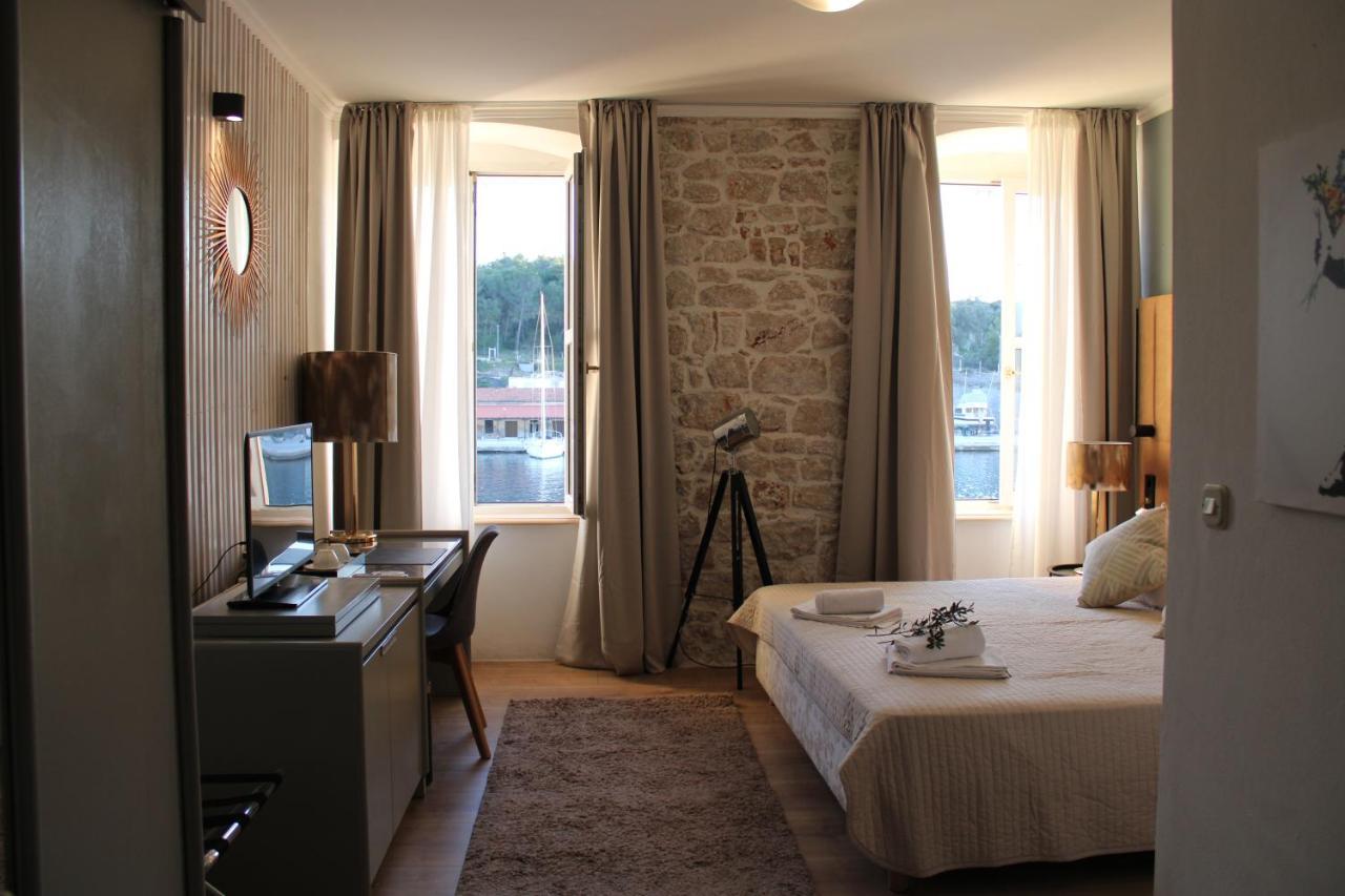 Olife Guesthouse Milna  Εξωτερικό φωτογραφία