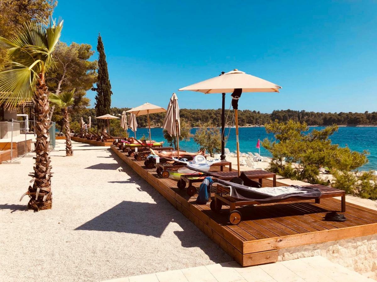 Olife Guesthouse Milna  Εξωτερικό φωτογραφία